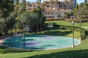 Sports court - Marriott Newport Coast Villa's- Owner's week/Perks Available-Sleeps 8 (Newport Beach)