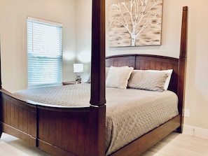 3 bedrooms, iron/ironing board, travel crib, WiFi