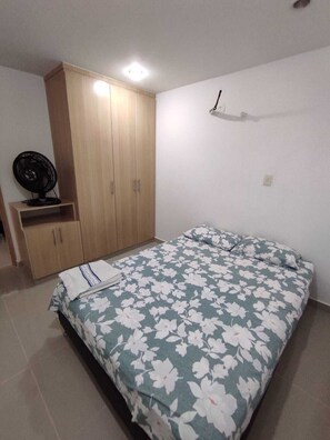 3 chambres, Wi-Fi, literie fournie