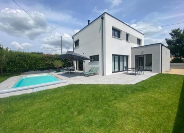 Udendørs pool, opvarmet pool