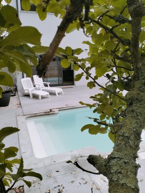 Piscine extérieure, piscine chauffée