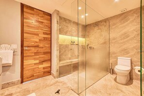 Shower, hair dryer, towels - Stunning Beachfront at Indah (Puerto Vallarta)