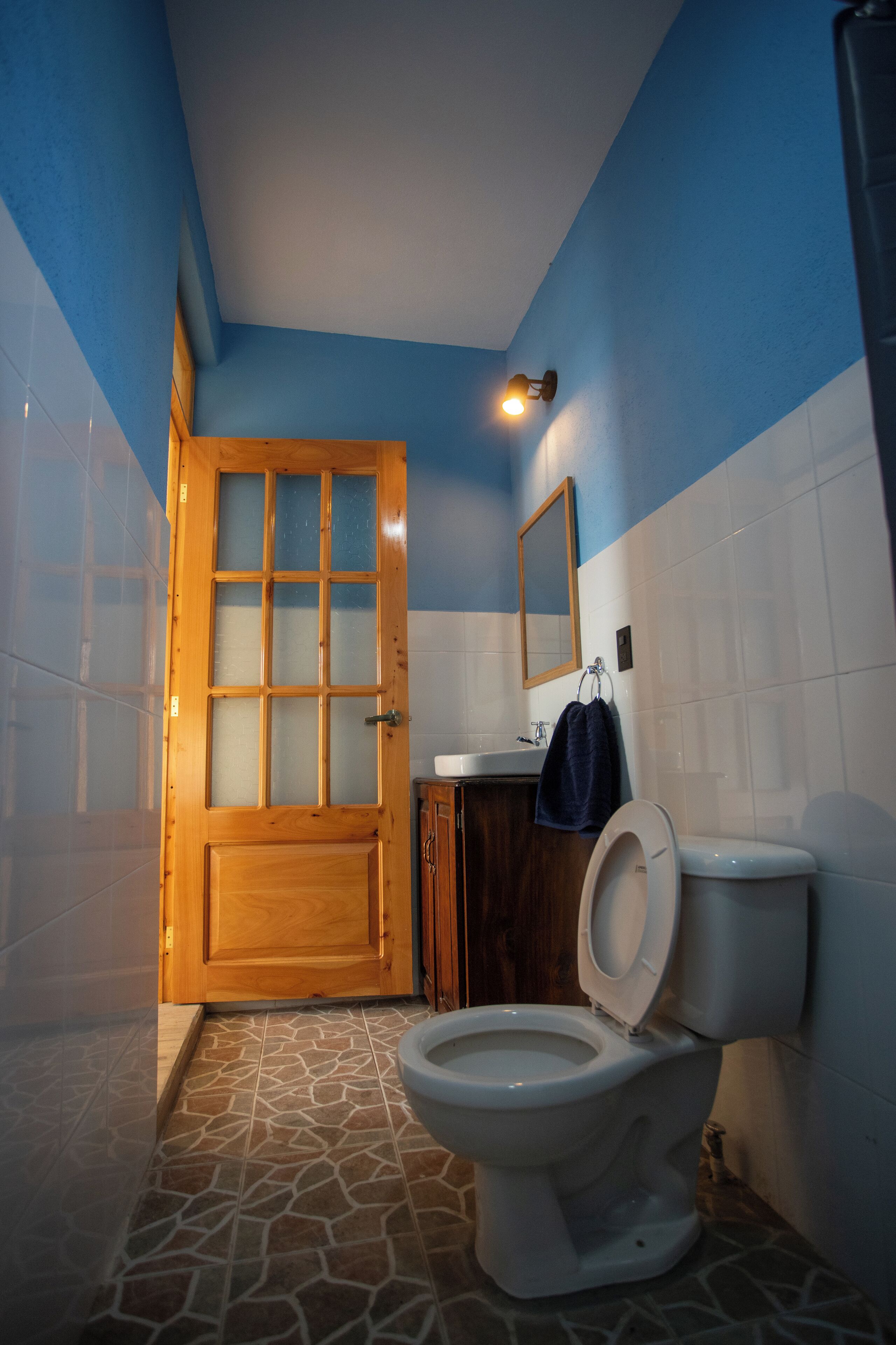 淋浴設備、提供毛巾、番梘、洗頭水