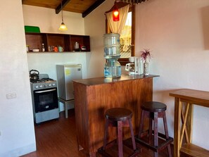 Luxury Studio, Patio, Beach View | Private kitchen - Casa del Abuelo (San Pedro La Laguna)