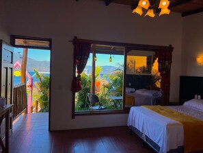 Luxury Studio, Patio, Beach View | Desk, free WiFi - Casa del Abuelo (San Pedro La Laguna)