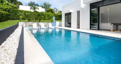 Modern Mediterranean style house in Melgar condominium