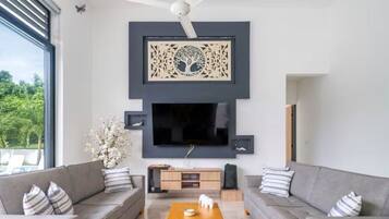 Smart TV