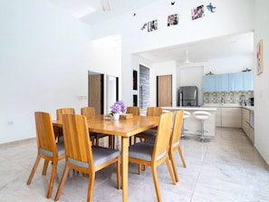 Dining - Modern Mediterranean style house in Melgar condominium (Carmen de Apicala)