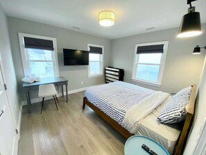 1 bedroom, iron/ironing board, WiFi, bed sheets - Premier Oceanfront Beach Pad – 9BR (Atlantic City)