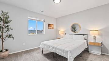 Fer et planche à repasser, Wi-Fi, draps fournis