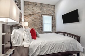 Internet - U1 Spacious Historic Home w/ Porch Sleeps 7 Guests! (Salt Lake City)