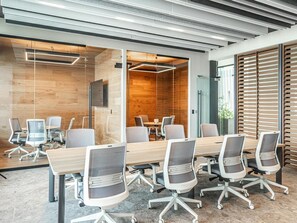 Meeting facility - Modern Apartment Pool & Gym by Paseo Santa Lucía (Monterrey)