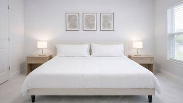 Iron/ironing board, WiFi, bed sheets