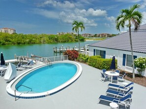 Pool - Dolphin Paradise- Peaceful 1-bedroom condo in historic Old Marco Island (Marco Island)