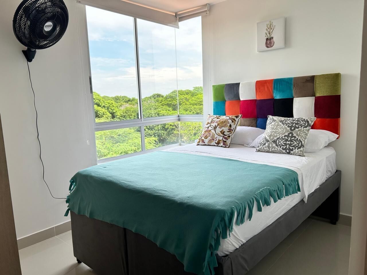 Acceso a internet y ropa de cama 