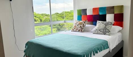 Acceso a internet y ropa de cama