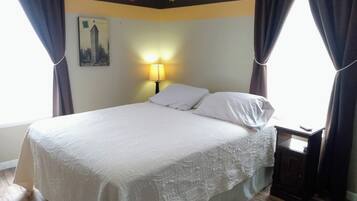 Silitysrauta/-lauta, Wi-Fi, vuodevaatteet