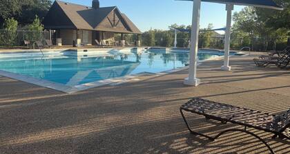 Modern Spacious 4BR Home Near PGA, Hospitals & Corporate. Great amenities.