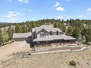 Exterior - Lux Hilltop Retreat • Swim Spa • Sauna • Gated • Game Room • Fireplace (Florissant)