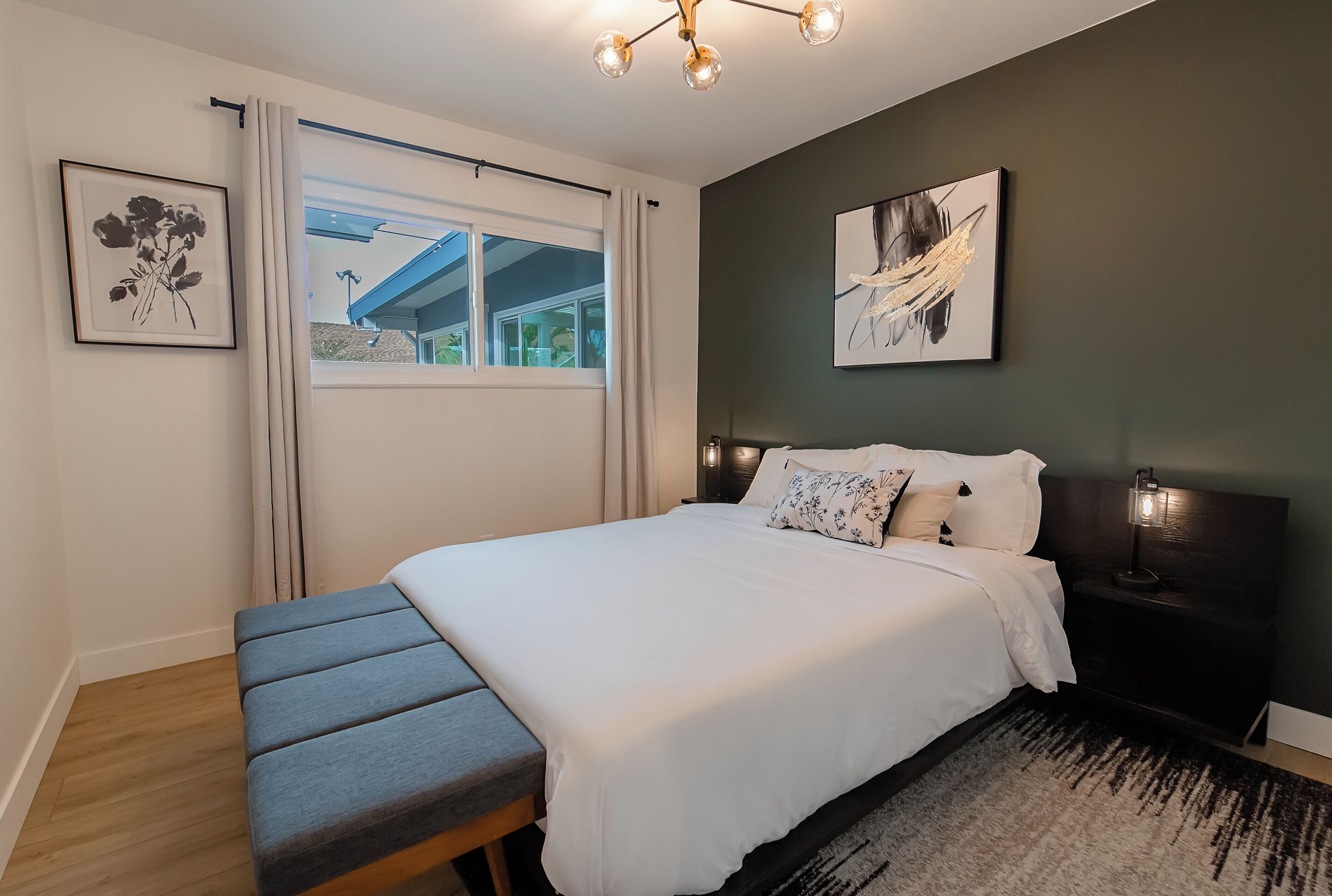 4 bedrooms, iron/ironing board, free WiFi, bed sheets