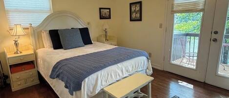 6 bedrooms, free WiFi, bed sheets