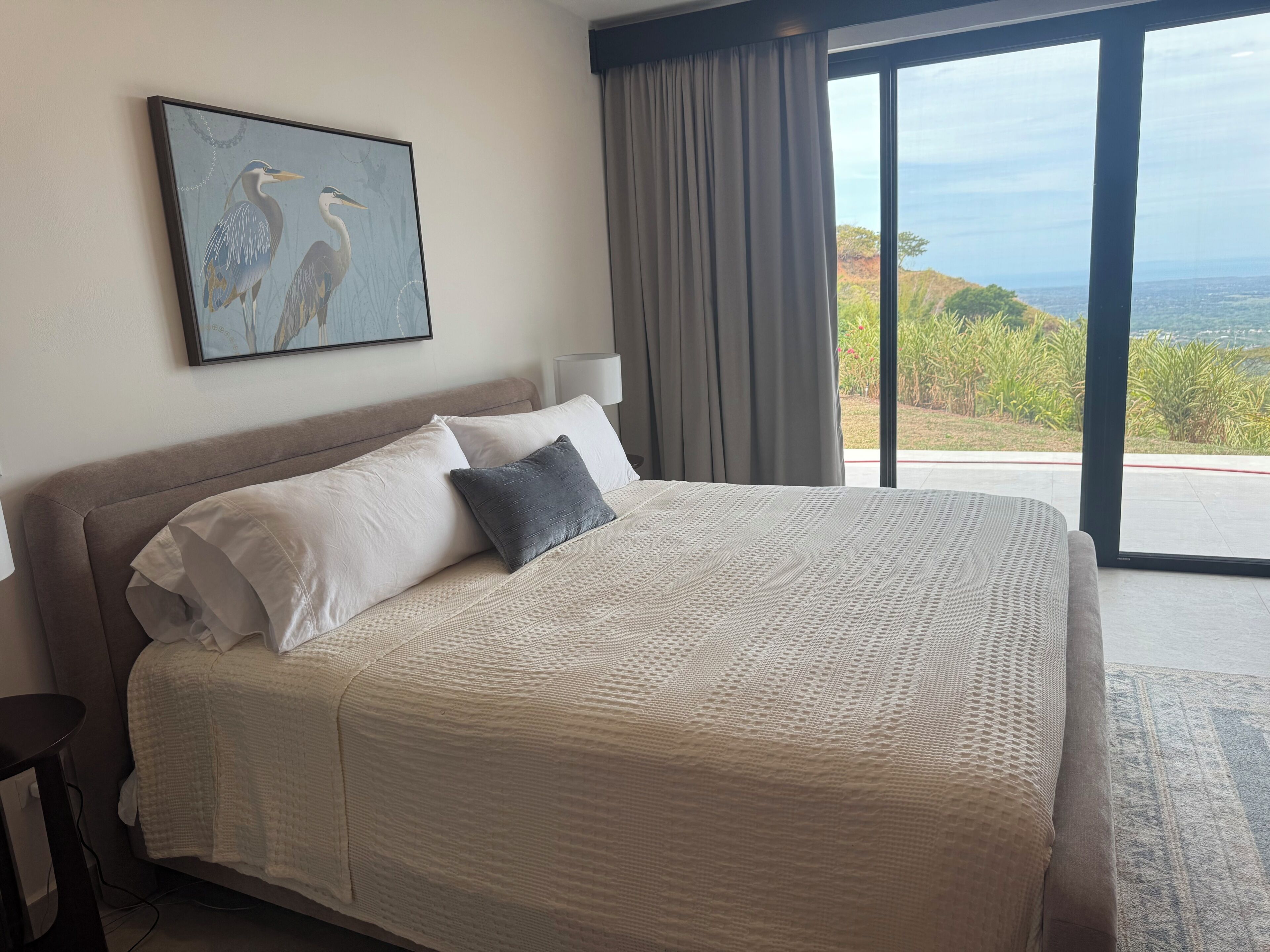 4 bedrooms, desk, iron/ironing board, free WiFi