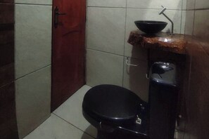 Toilet paper - Beach house in Marajó, Salvaterra, welcoming, close to the beach, square... (Belém)