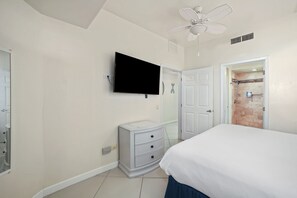 Caja de seguridad en la habitación y cortinas blackout 