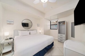 In-room safe, blackout curtains, soundproofing, iron/ironing board - Las Palomas 1BR 1BA Luxury Ocean View (Puerto Penasco)