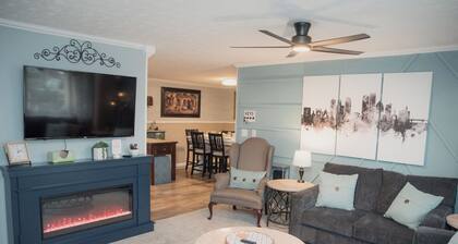 Huber Heights Home – Hot Tub & Near Rose Music