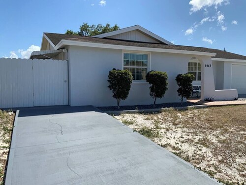 Private room in home in Port Richey, Florida New Studio Fairfax