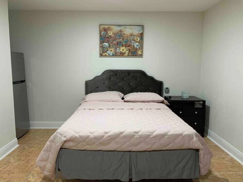 Private room in home in Port Richey, Florida New Studio Fairfax