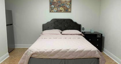 Private room in home in Port Richey, Florida New Studio Fairfax