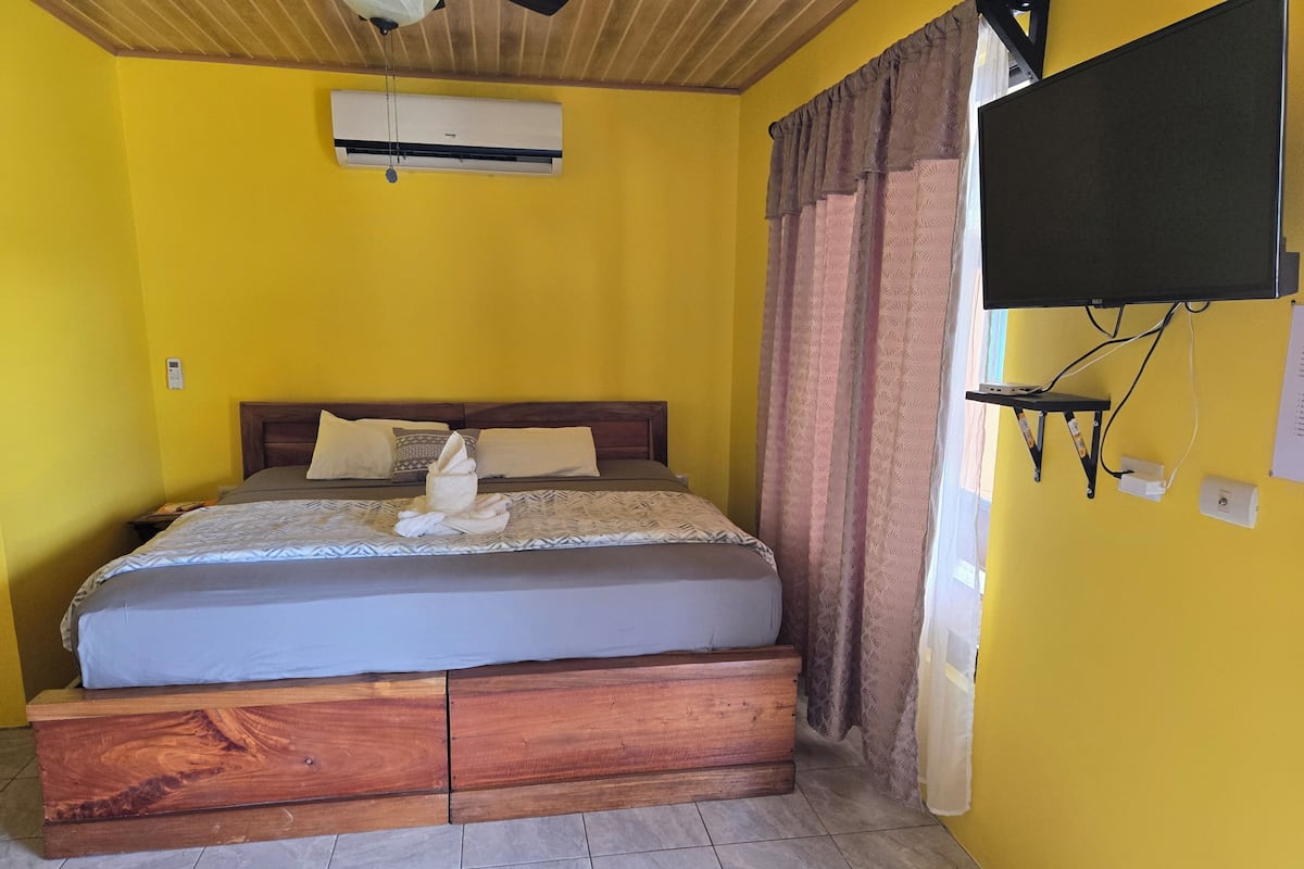 Deluxe Double or Twin Room, Multiple Beds, Patio, Garden View | In-room safe, individually furnished, laptop workspace, blackout drapes