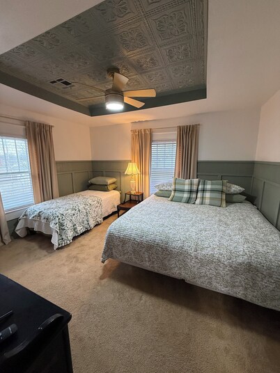 12 miles to Ponca, Close to Kaw Lake & Casinos, Dog Friendly