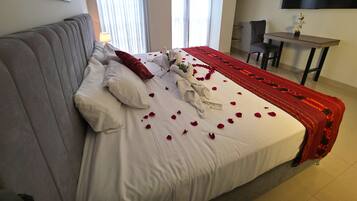 Habitación Deluxe, 1 cama doble | Escritorio, espacio para trabajar con un portátil, wifi gratis