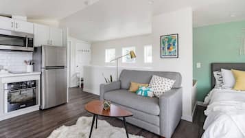 1 chambre, fer et planche à repasser, Wi-Fi, draps fournis