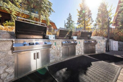 
Marriott Grand Residence Club, Lake Tahoe, Full Kitchen, 2 Bath - Near Gondola