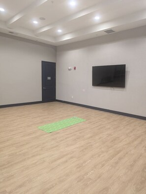 Interior - King Bed Retreat | Elevated Stay | Near Airport (Jacksonville)