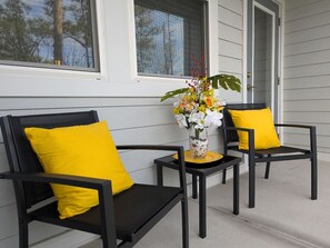 Exterior detail - King Bed Retreat | Elevated Stay | Near Airport (Jacksonville)