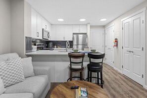 Interior - Guest Suite in the SE| Near South Health Campus/Seton YMCA , Shopping &Amenities (Calgary)