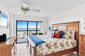 3 bedrooms, WiFi, wheelchair access - 403 Sandcastle North Beach front (Indian Rocks Beach)
