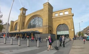Point of interest - Cosy Hotel Room near Kings Cross Station (London)