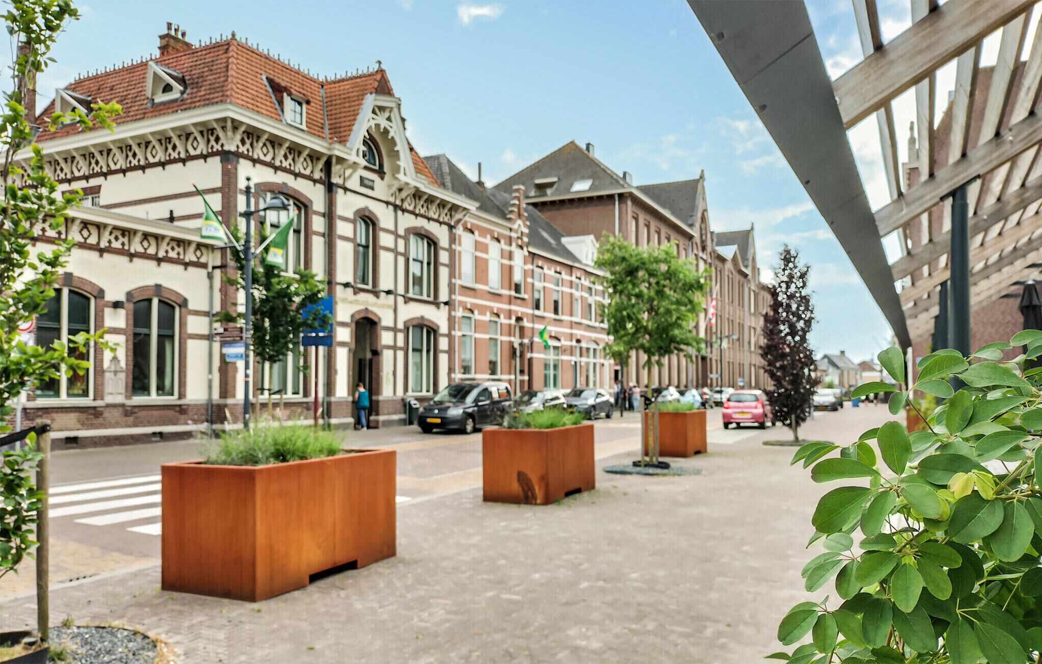 Third-party on-site parking