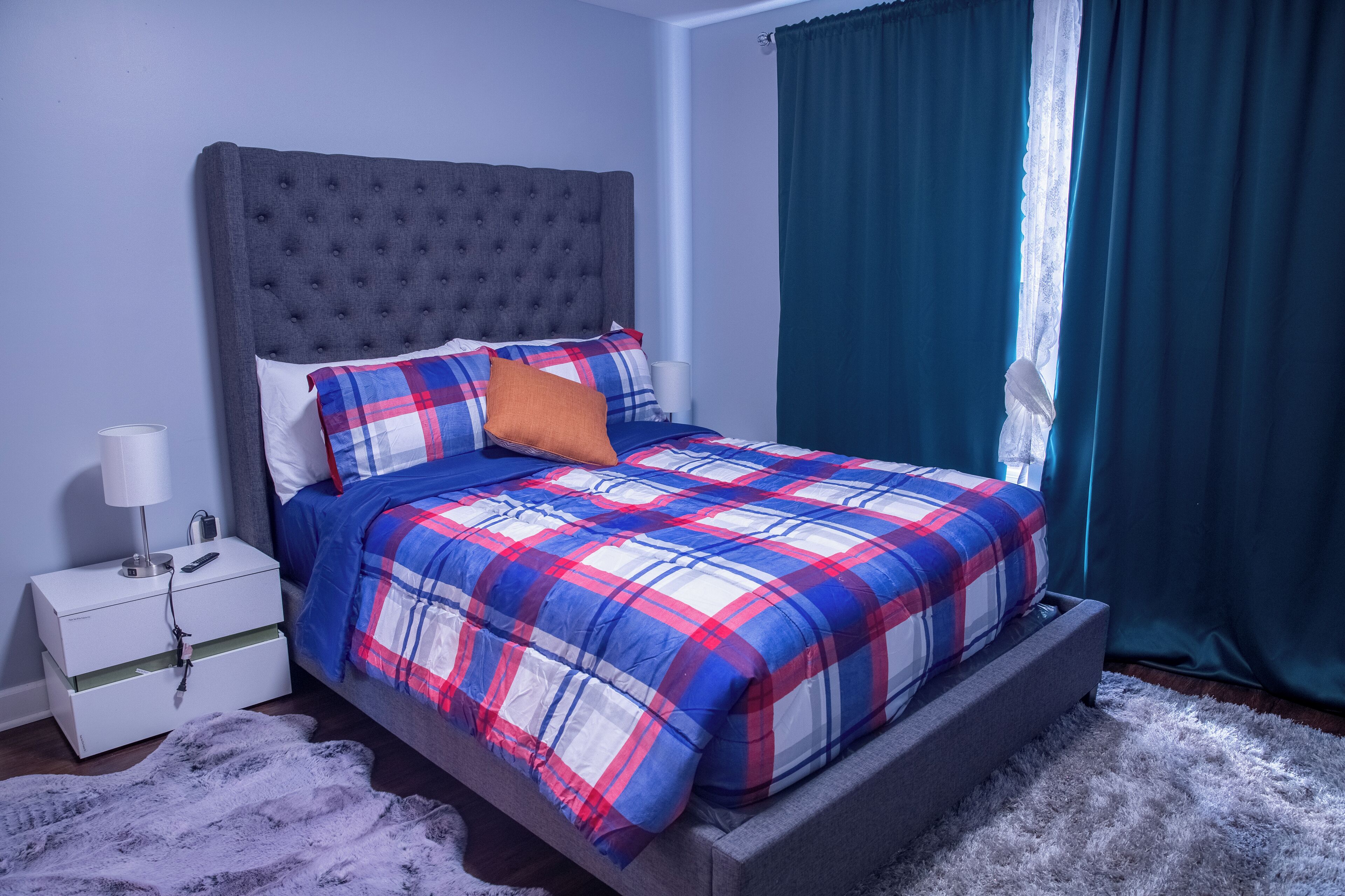 5 soverom, strykejern/-brett, wi-fi og sengetøy