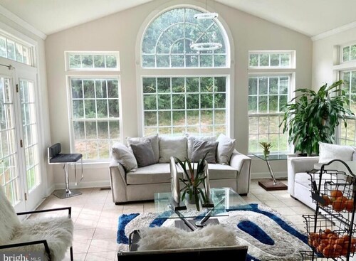 Spacious 5BR Retreat Near DC with Private Gym - Perfect for Group Getaway