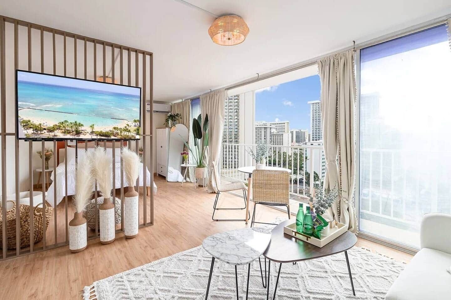 1 soverom, safe på rommet, strykejern/-brett og wi-fi (inkludert)