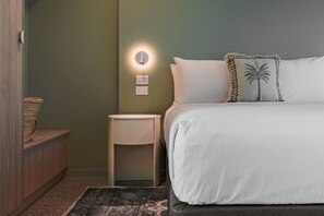 Room | Iron/ironing board, free WiFi, bed sheets - Victoria Street Boutique Hotel (Townsville City)