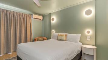 Chambre Deluxe | Fer et planche Ă repasser, Wi-Fi gratuit, draps fournis