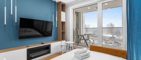 Bügeleisen/Bügelbrett, WLAN, Bettwäsche